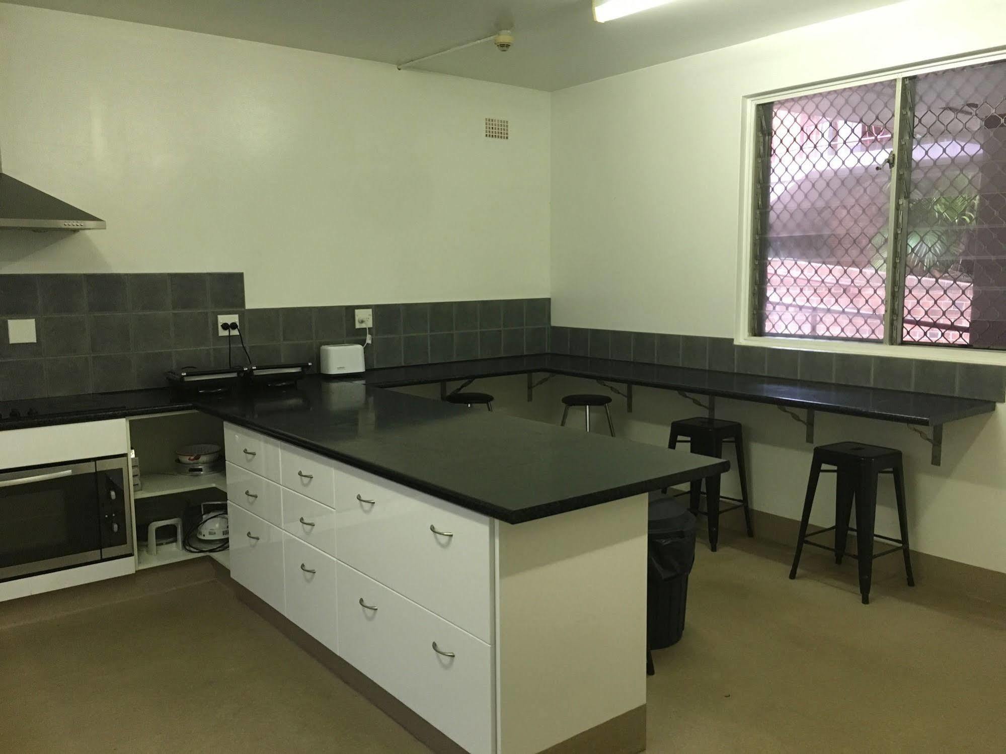 Flinders Motel Wollongong Esterno foto